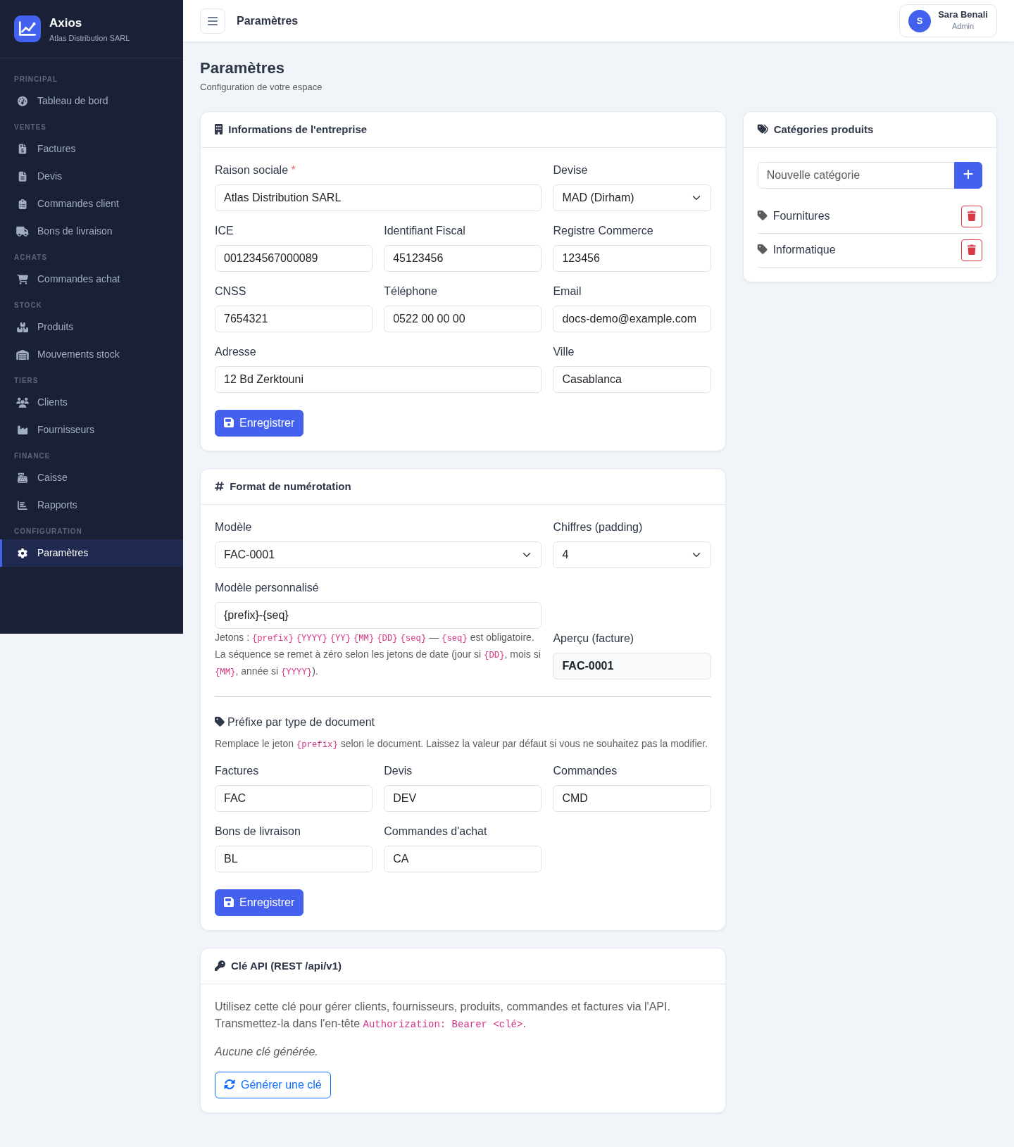 Page Paramètres d'Axios : informations légales, format de numérotation, clé API et catégories